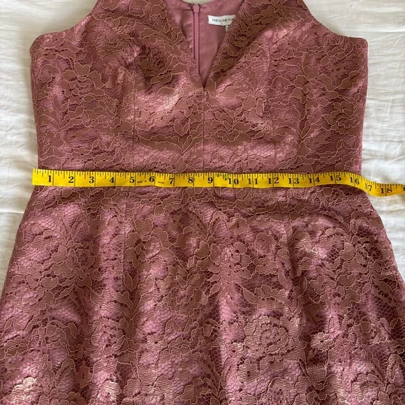Dress the Population Mauve Gold Lace Leilani Illusion Hem Midi Dress • Size XL - Picture 14 of 16